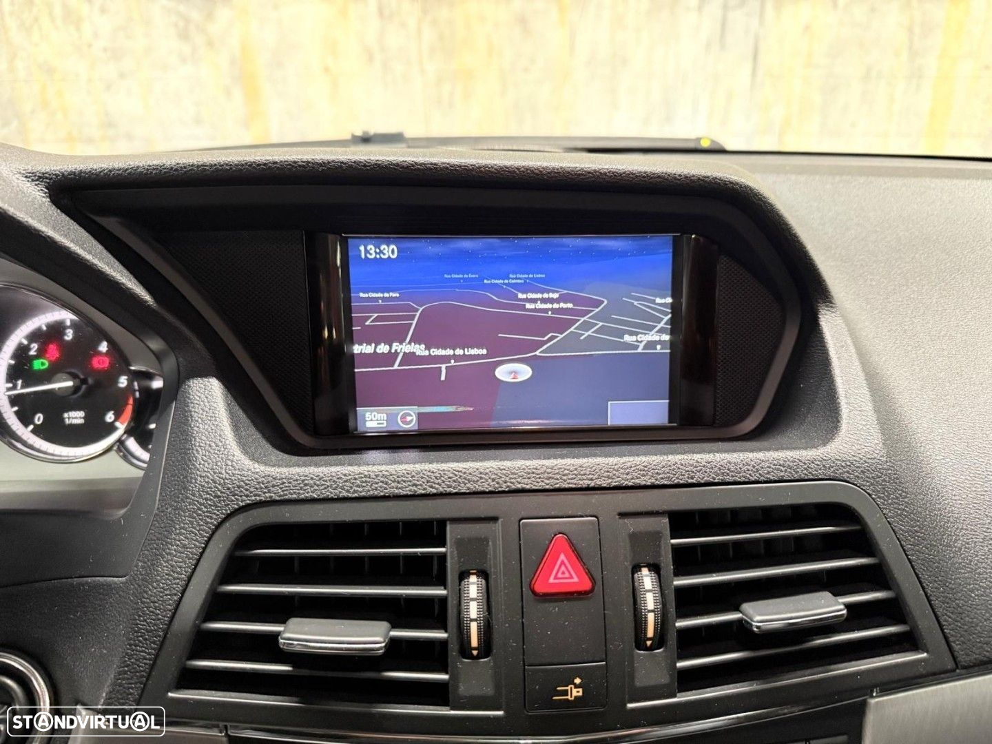 Mercedes-Benz E 250 CDi Avantgarde BE Auto. - 18