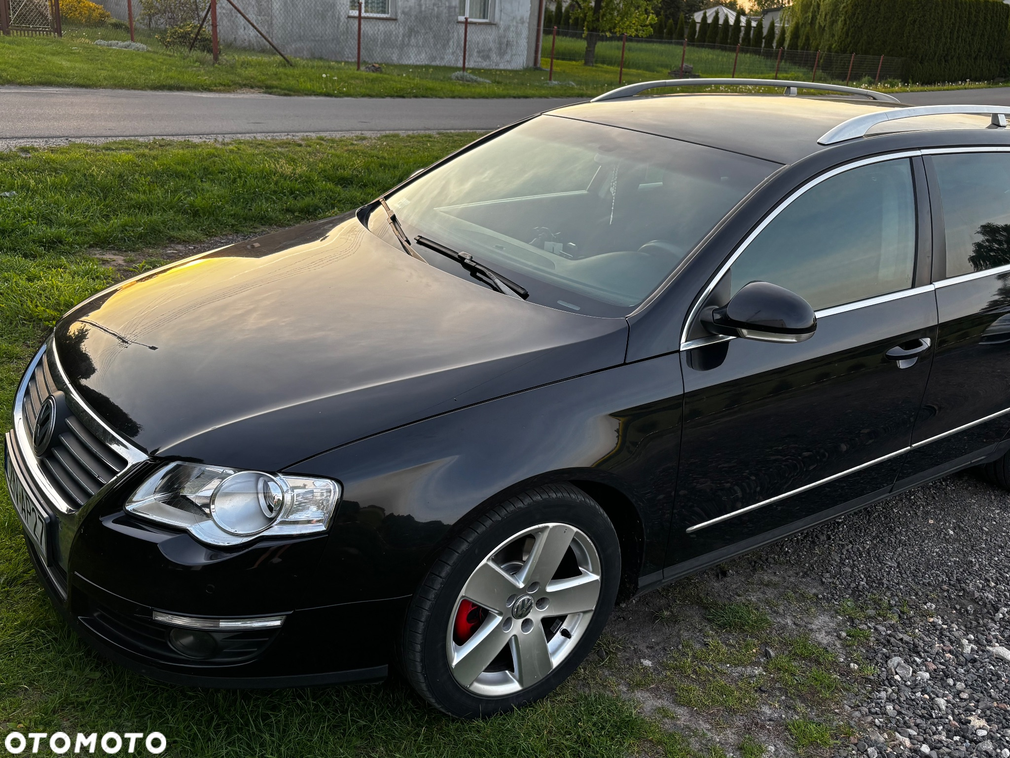 Volkswagen Passat - 4