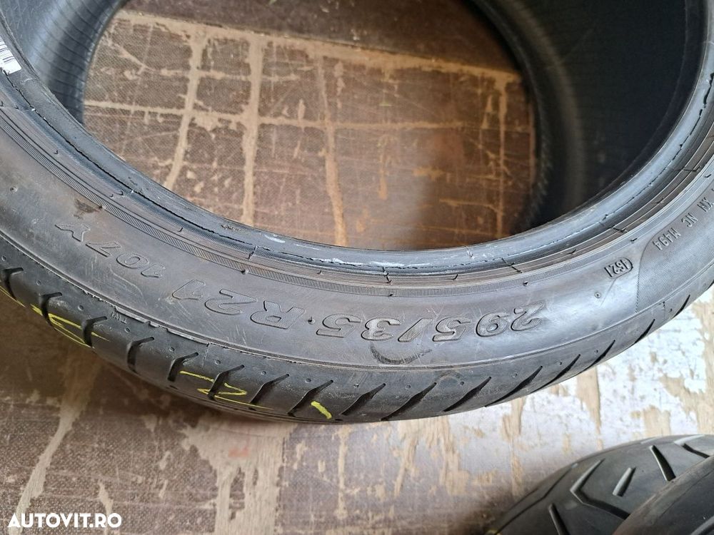 O anvelopa 295/35 R21 Pirelli - 3
