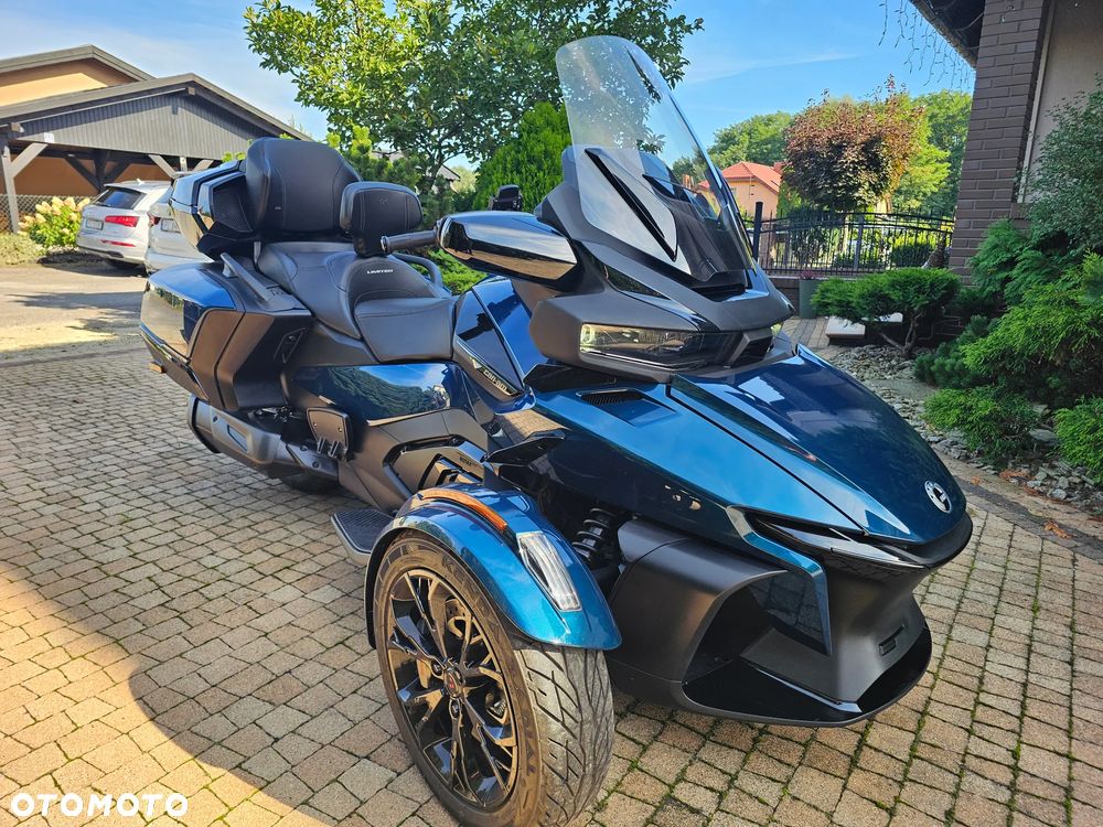 Can-Am Spyder - 3