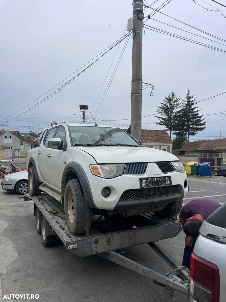 Dezmembrez Mitsubishi L200 2.5 Diesel 2006-2009 - 2