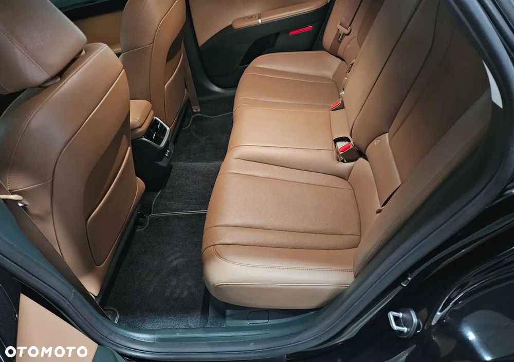Hyundai Grandeur - 17