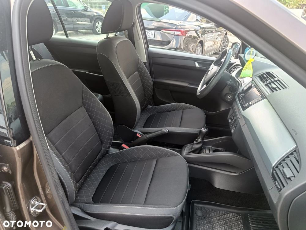 Skoda Fabia - 12