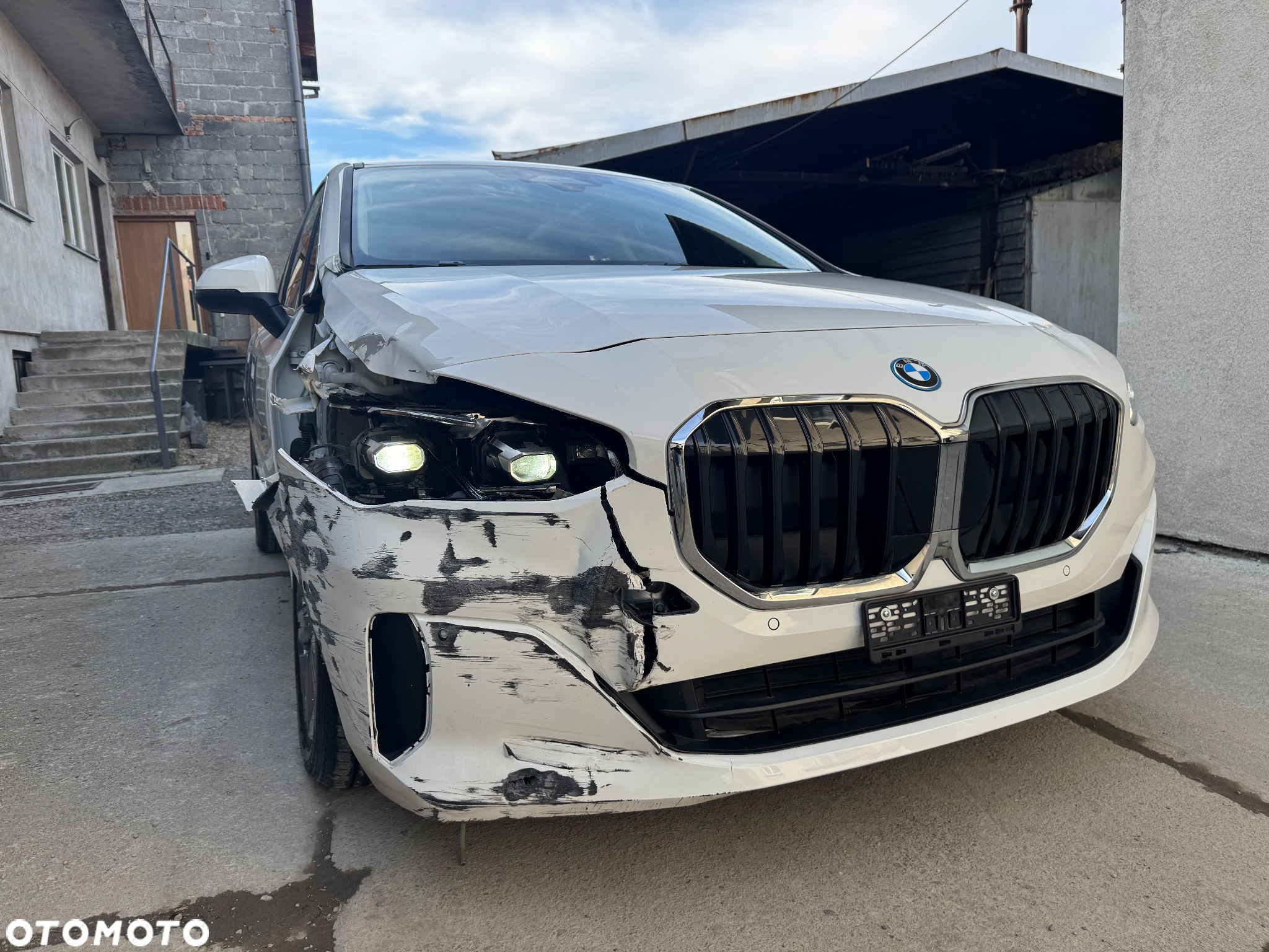BMW Seria 2 225e xDrive sport - 11