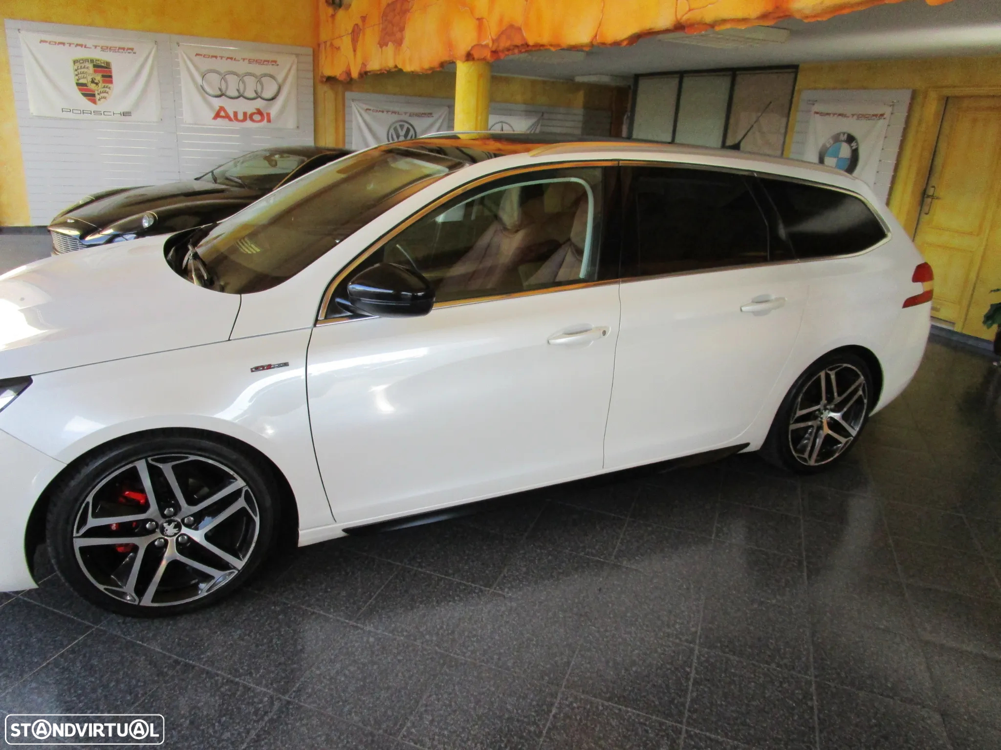 Peugeot 308 SW 1.6 BlueHDi GT Line - 43
