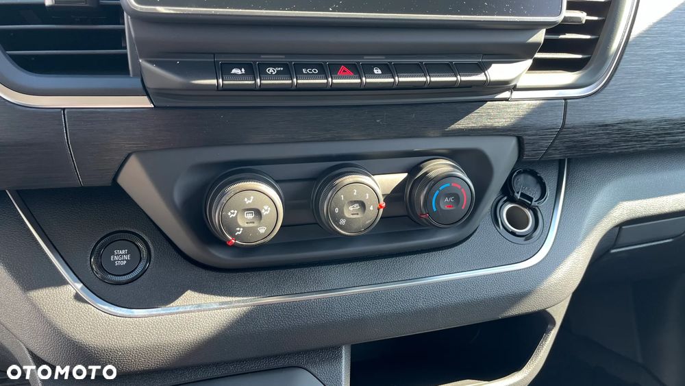 Renault TRAFIC Van Brygadowy - 9