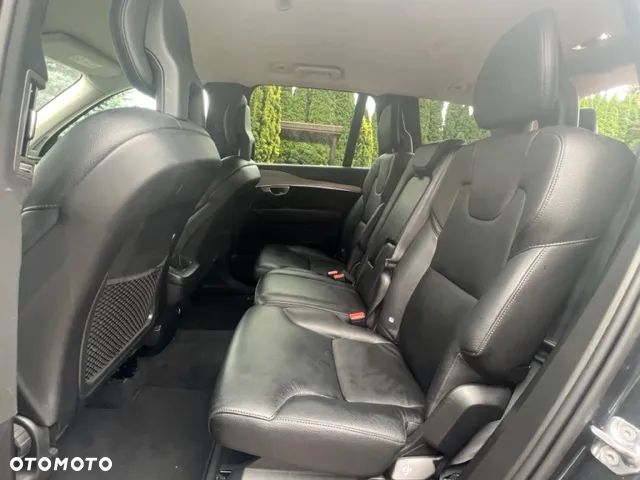 Volvo XC 90 B5 D AWD Geartronic Momentum Pro - 14