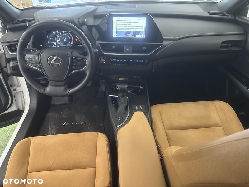 Lexus UX 200 GPF Business 2WD - 21