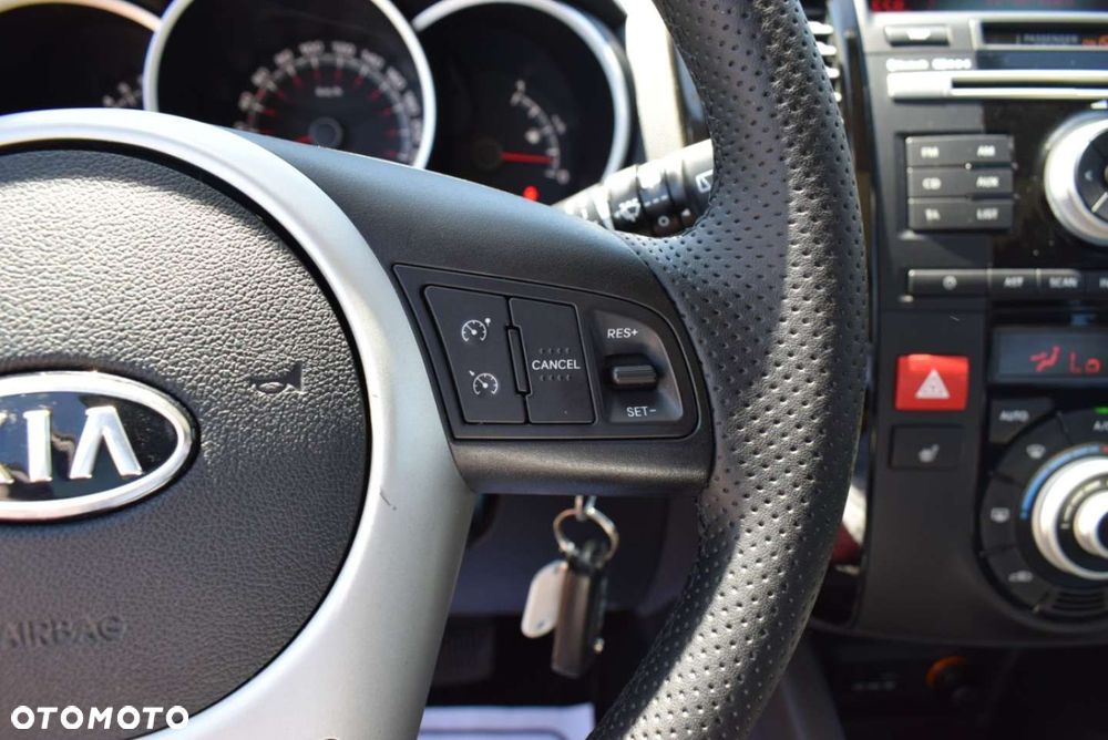 Kia Venga - 26
