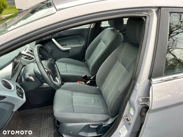 Ford Fiesta 1.6 TDCI Individual - 8