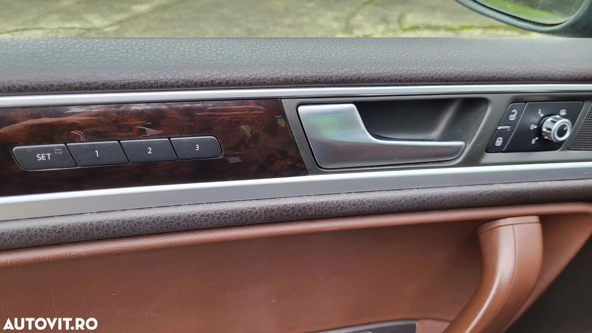 Volkswagen Touareg - 38