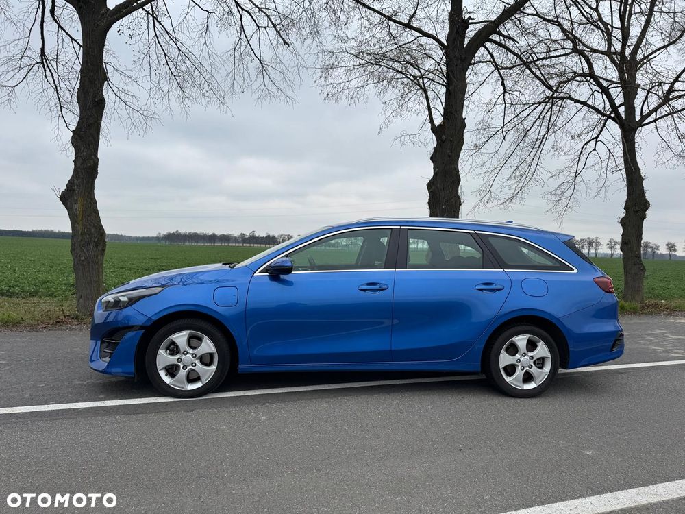 Kia Ceed 1.6 GDI PHEV L Business Line DCT - 7