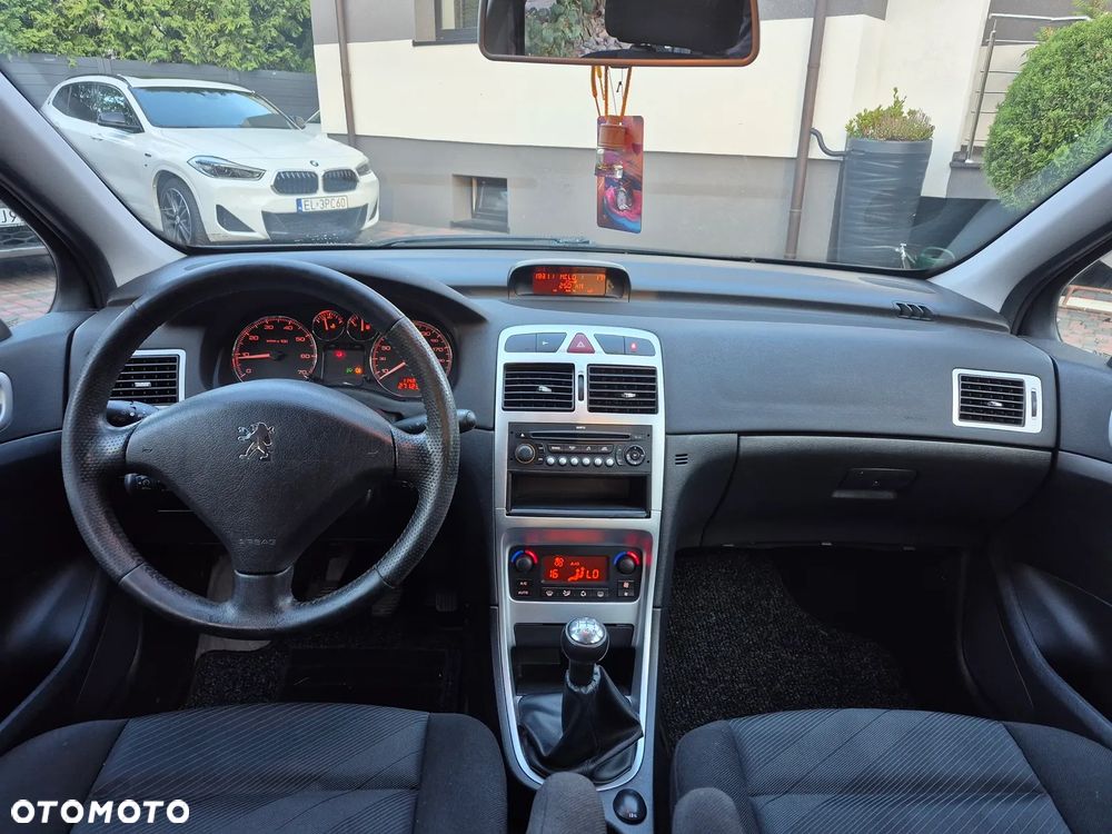 Peugeot 307 110 OXYGO - 17