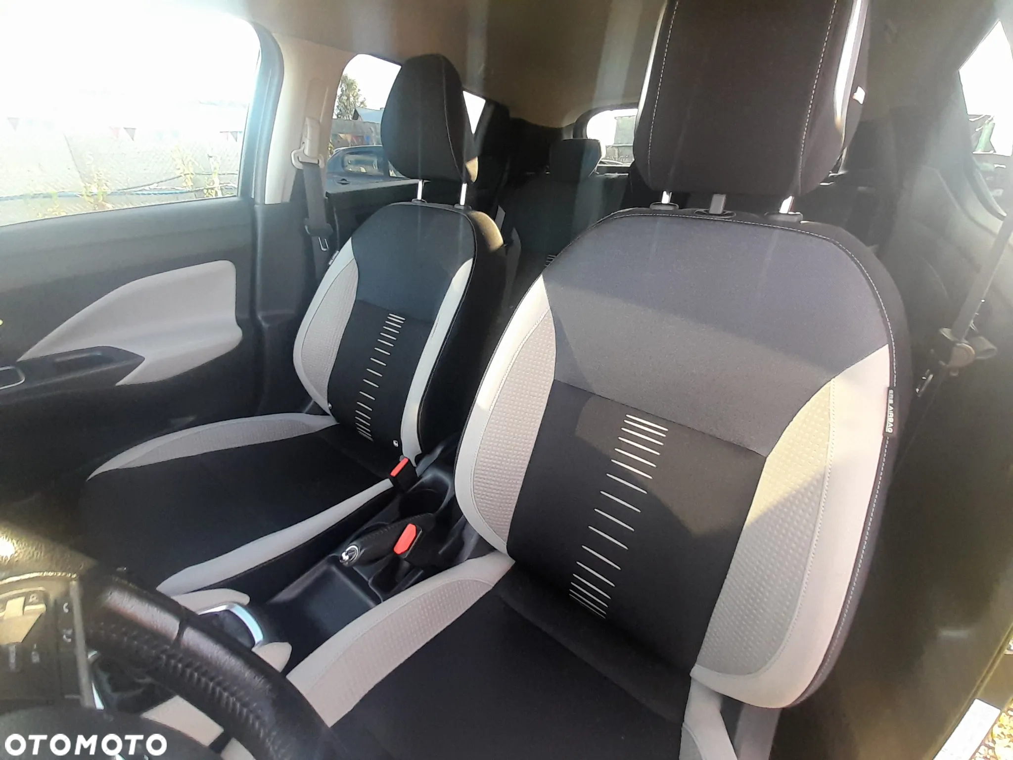 Nissan Micra 1.5 dCi Tekna - 15