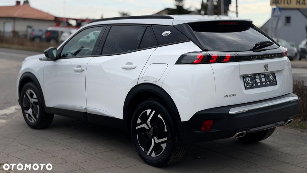 Peugeot 2008 PureTech 130 EAT8 GT - 6