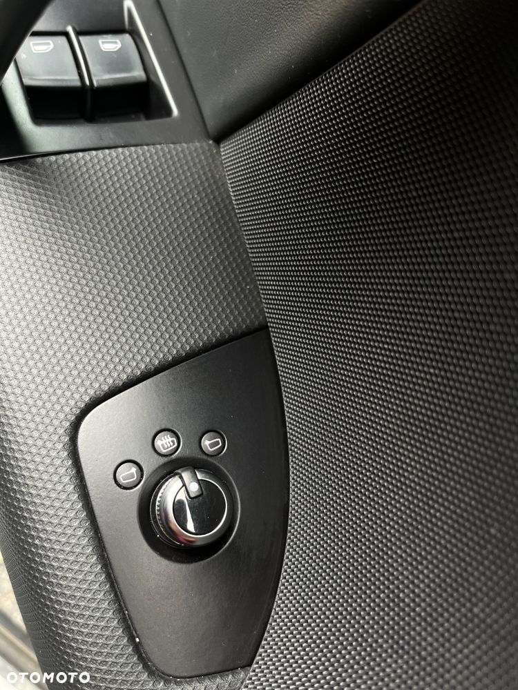 Audi TT Roadster 2.0 TDI quattro - 10