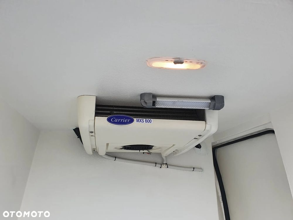 Renault KANGOO CHLODNIA MROZNIA CARRIER KLIMA EURO6 - 9