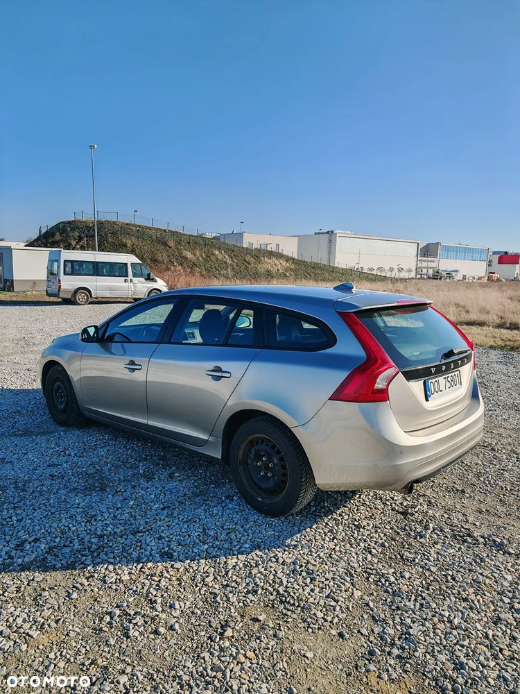 Volvo V60 D2 Kinetic - 9