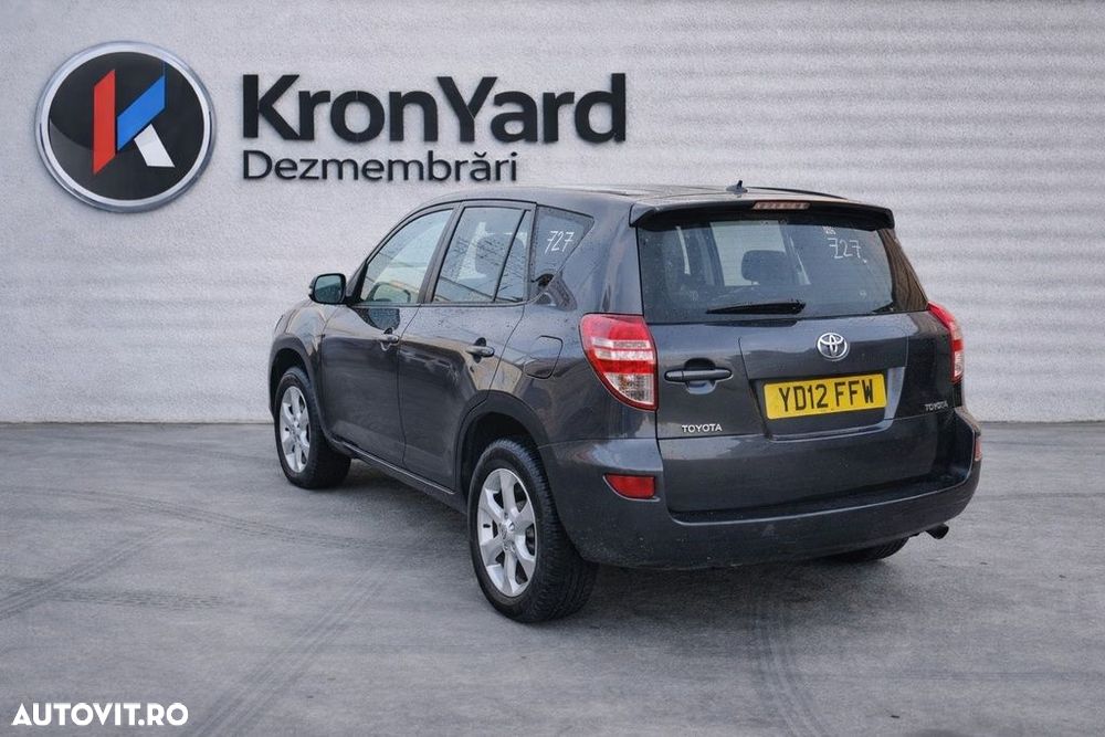 Dezmembrari dezmembrez  Toyota RAV 4 III Facelift 2.2 Diesel - 8