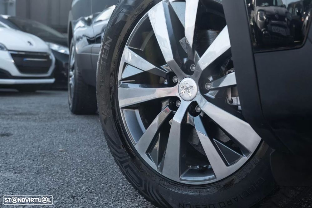 Peugeot 5008 1.2 PureTech Allure Pack EAT8 - 16