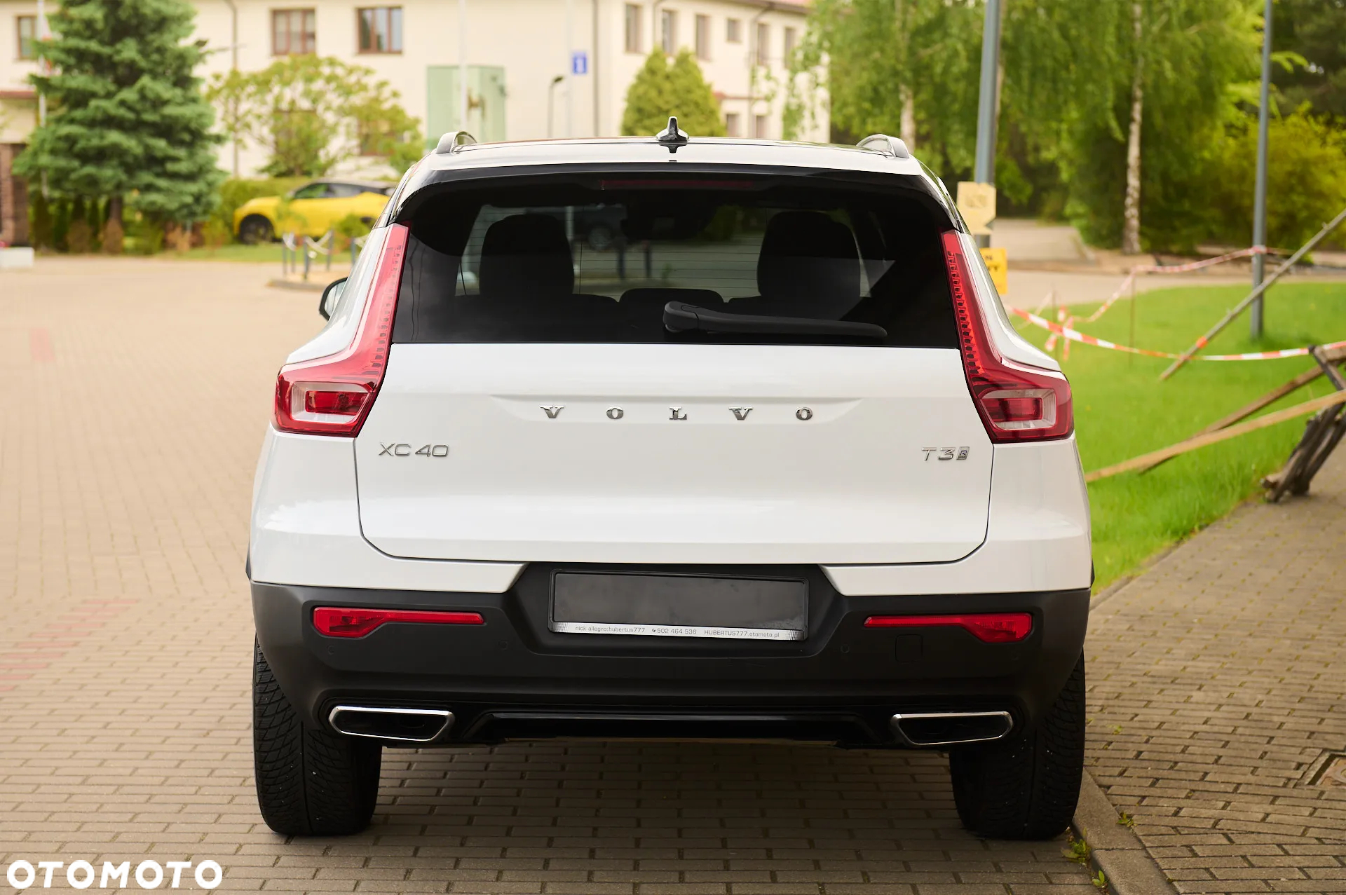 Volvo XC 40 T3 R-Design - 3