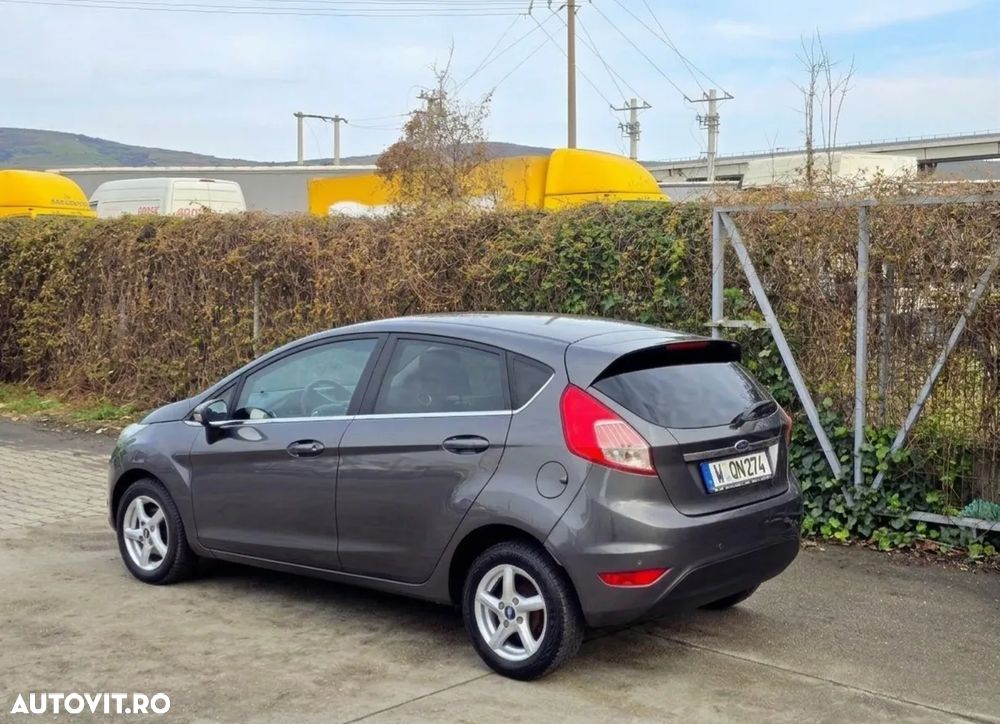 Ford Fiesta 1.5 TDCi Titanium - 14