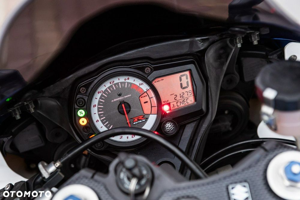 Suzuki GSX-R - 9