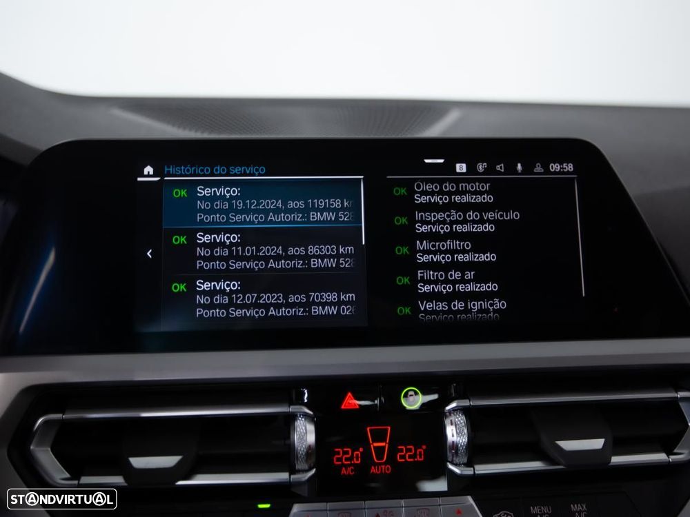 BMW 320 e Touring Corporate Edition Auto - 34