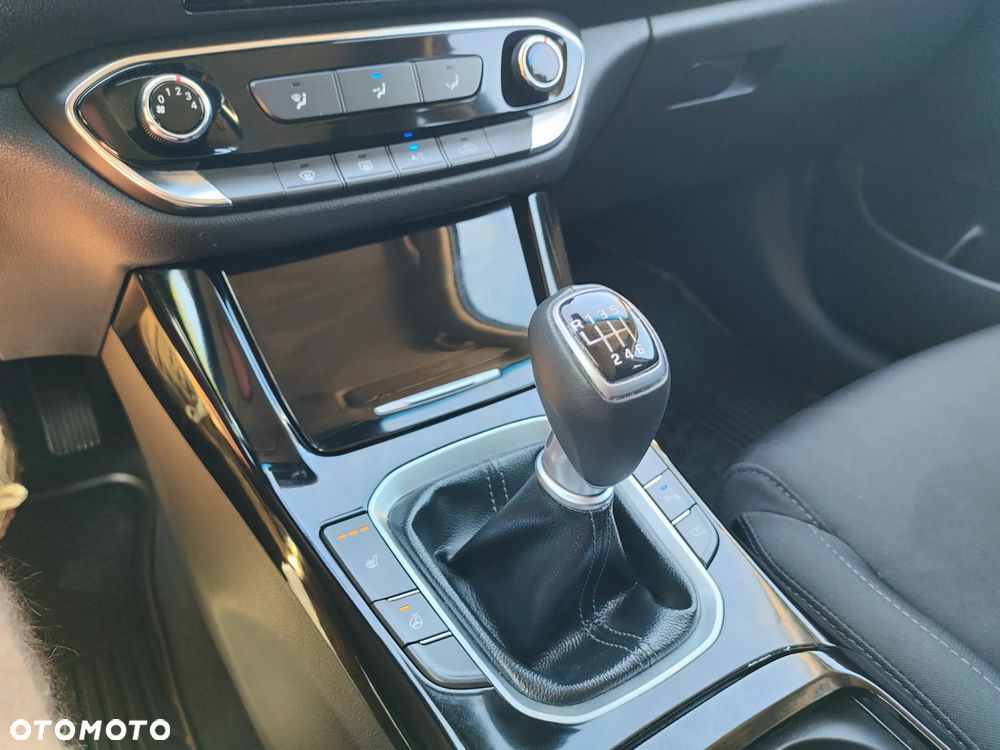 Hyundai i30 1.0 T-GDI Modern - 23