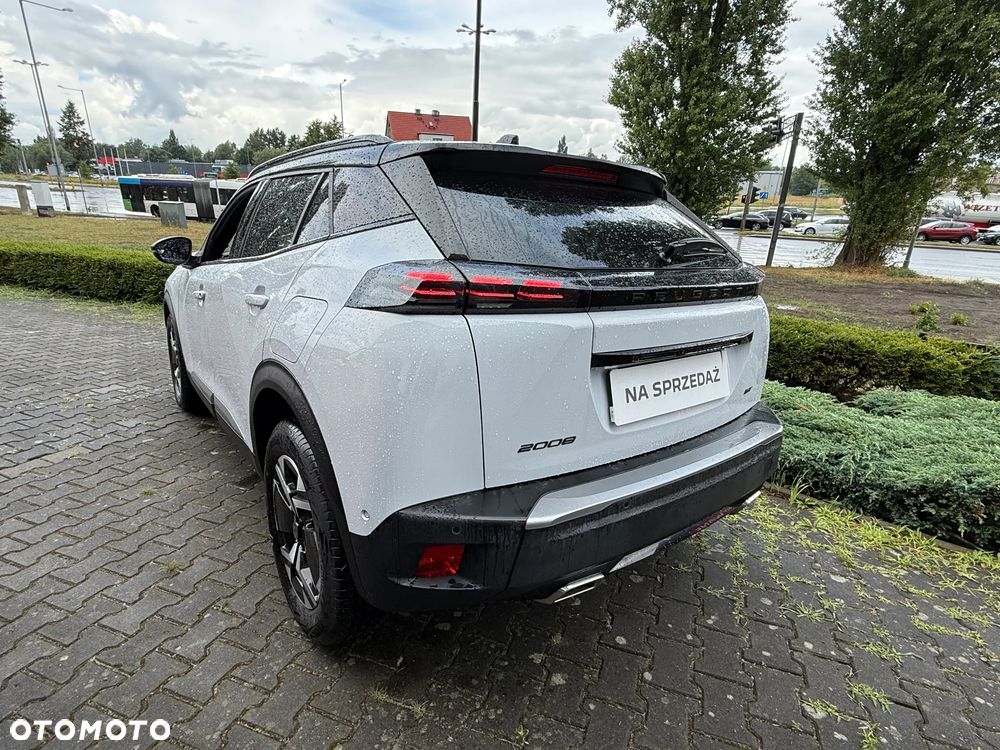 Peugeot 2008 1.2 PureTech GT S&S EAT8 - 5