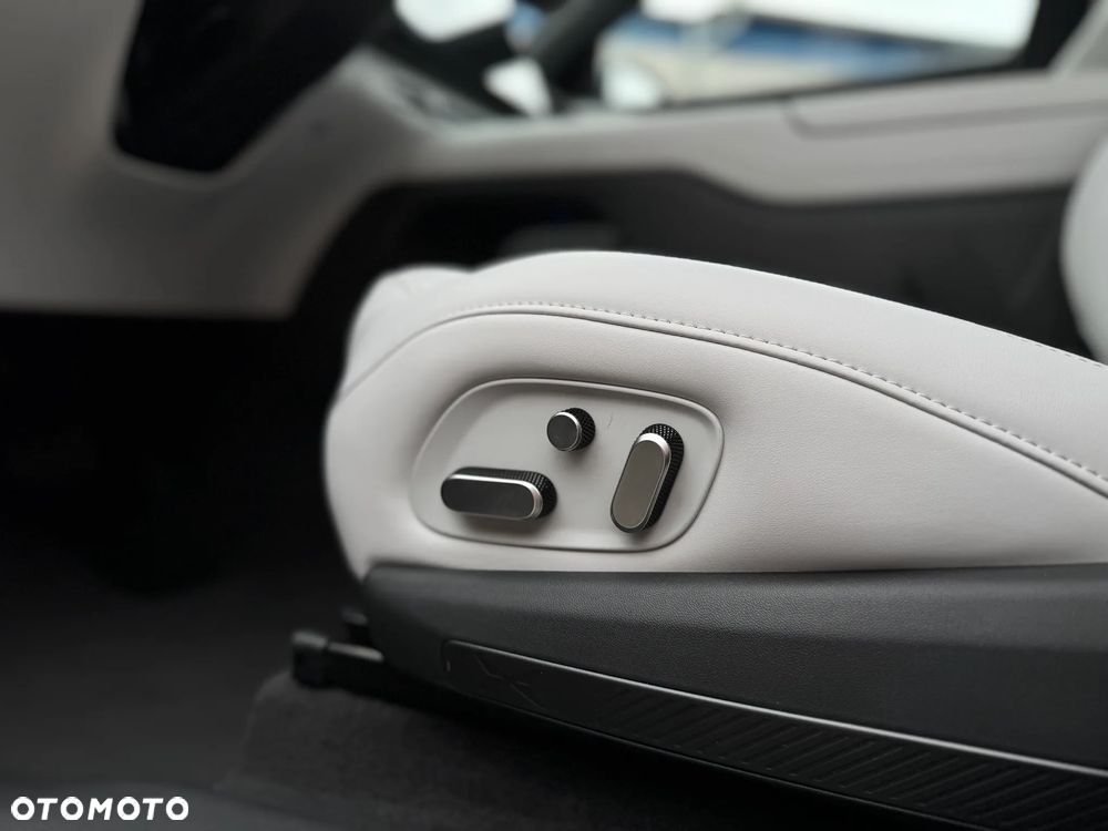 XPeng G6 80.8 kWh AWD Performance PRO - 12