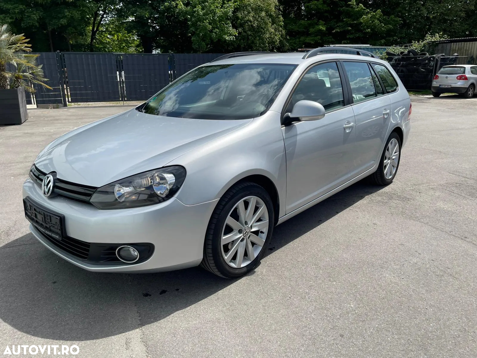 Volkswagen Golf 1.6 TDI BlueMotion Technology DPF Comfortline - 10