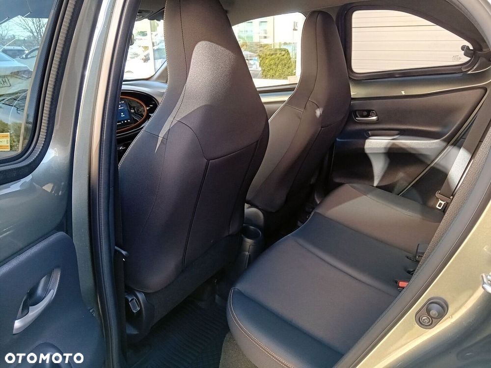 Toyota Aygo X 1.0 VVT-i Limited - 10