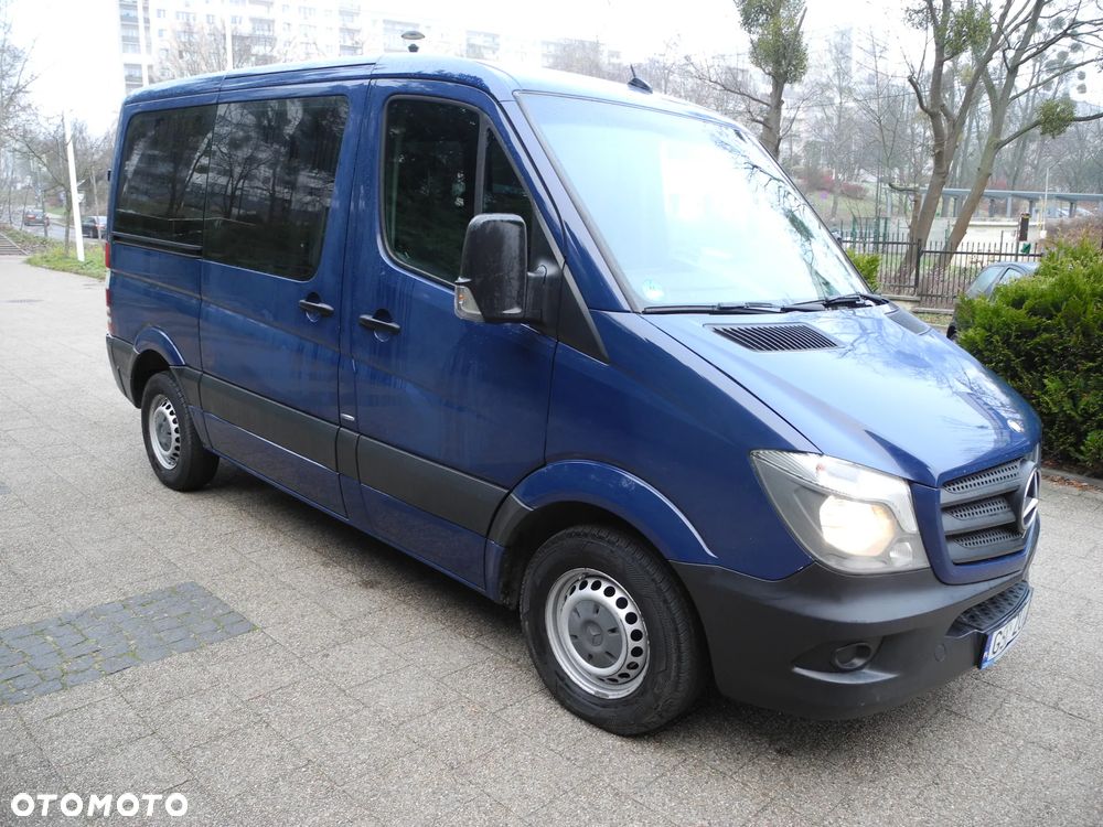 Mercedes-Benz Sprinter - 2