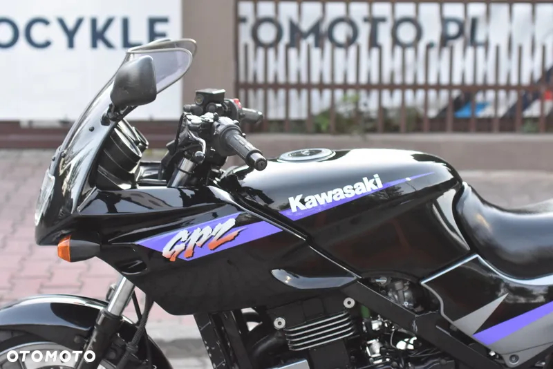 Kawasaki GPZ - 27