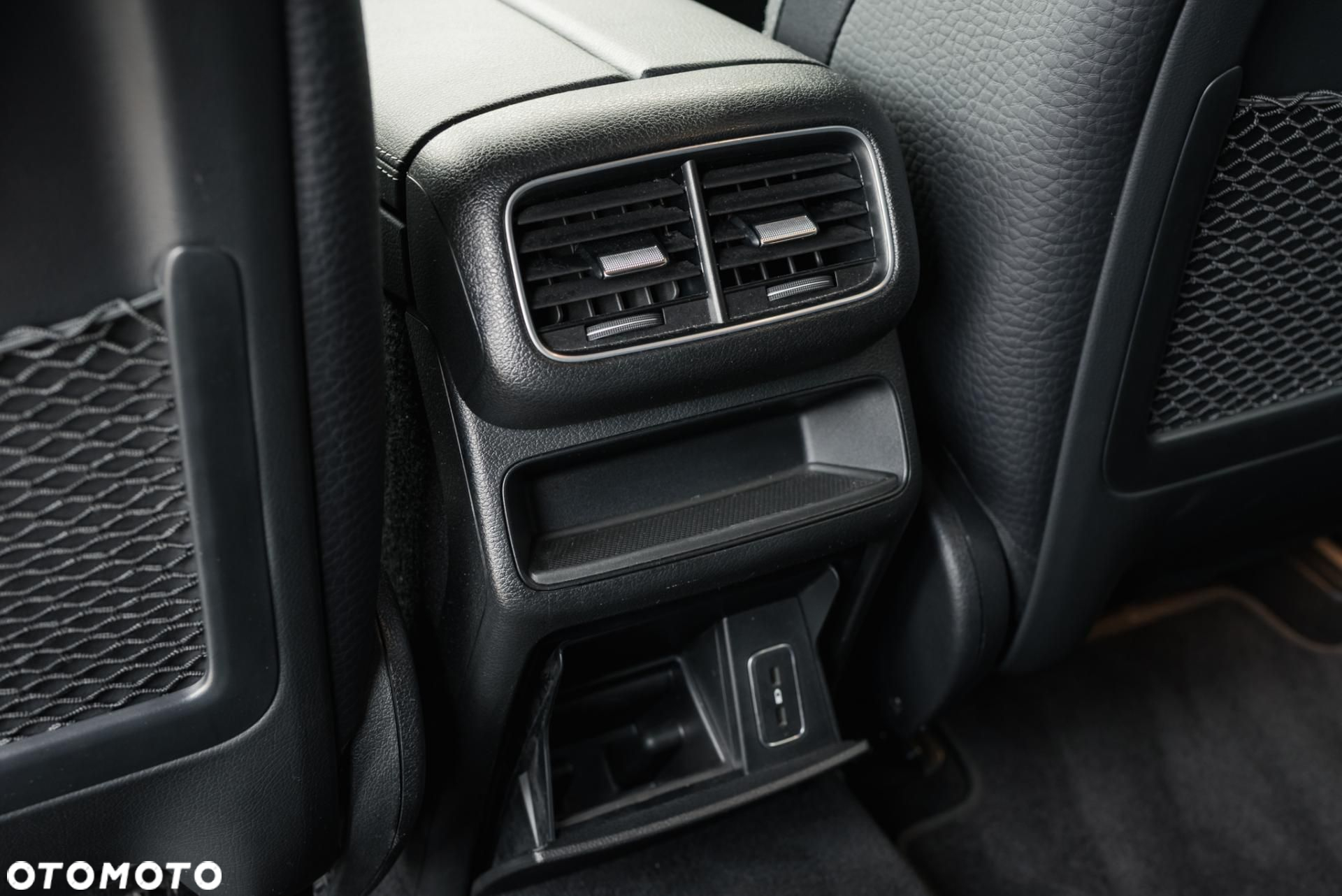 Mercedes-Benz GLE - 35