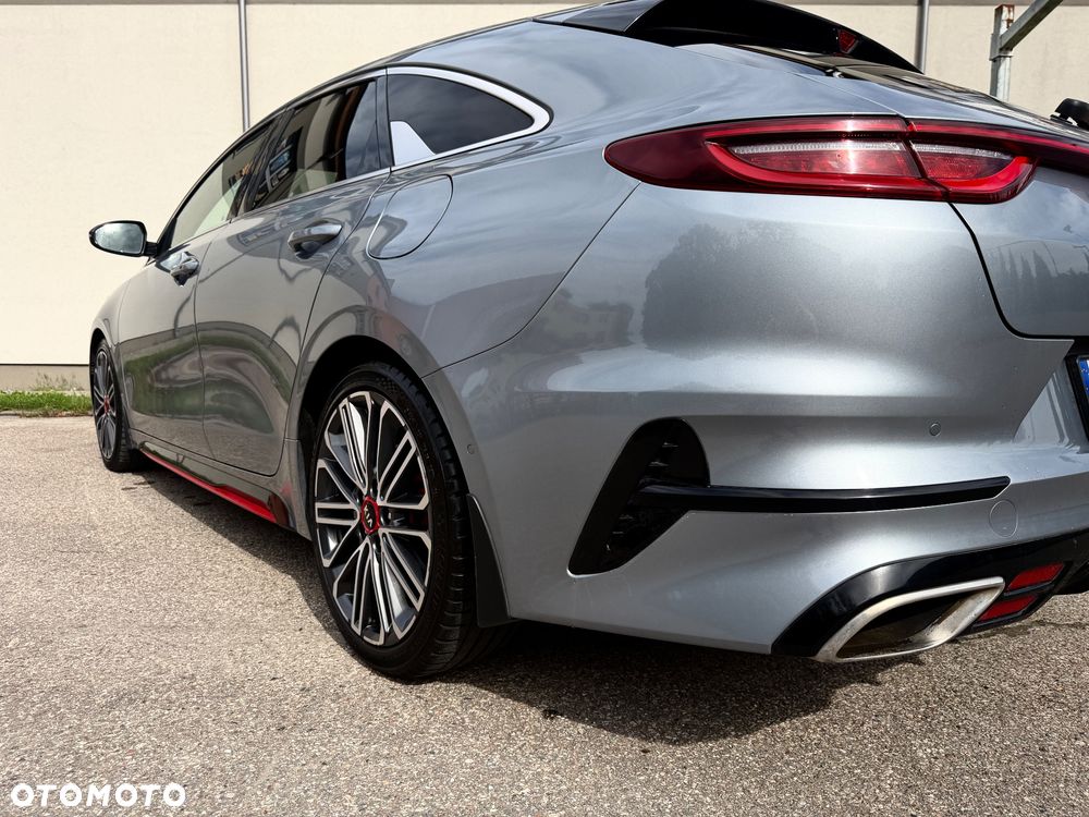 Kia ProCeed - 15