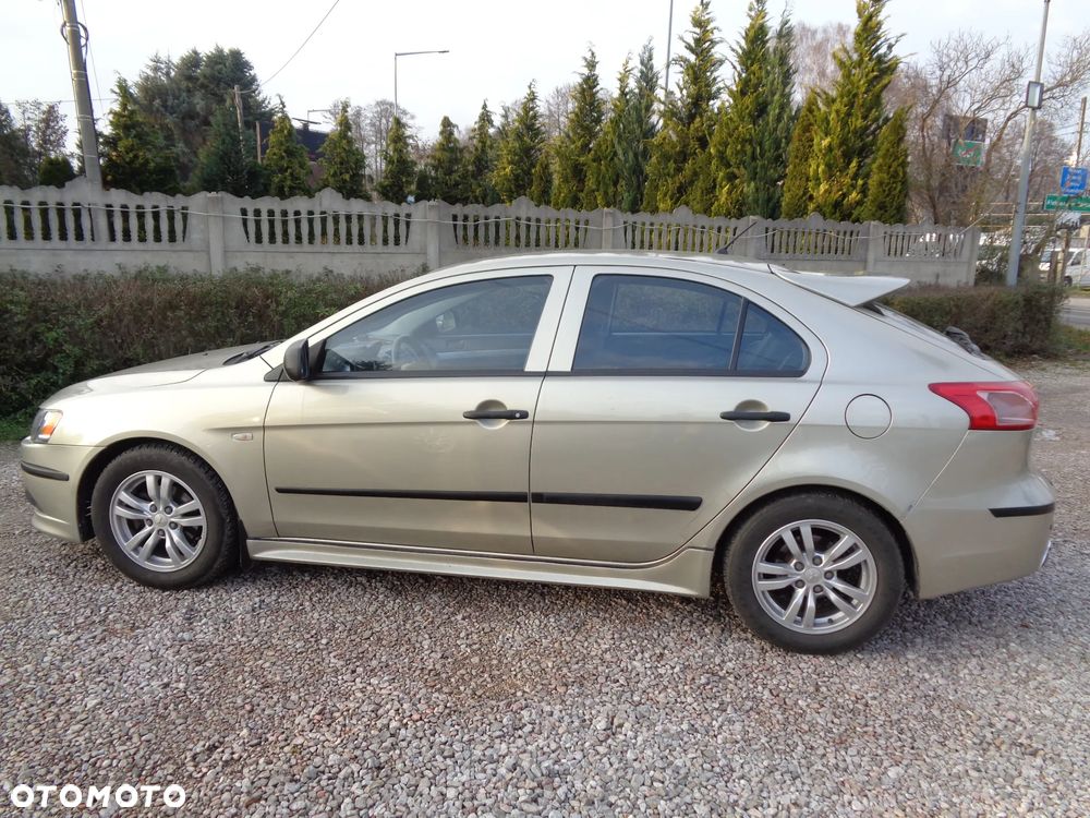 Mitsubishi Lancer 1.6 ClearTec Edition - 6