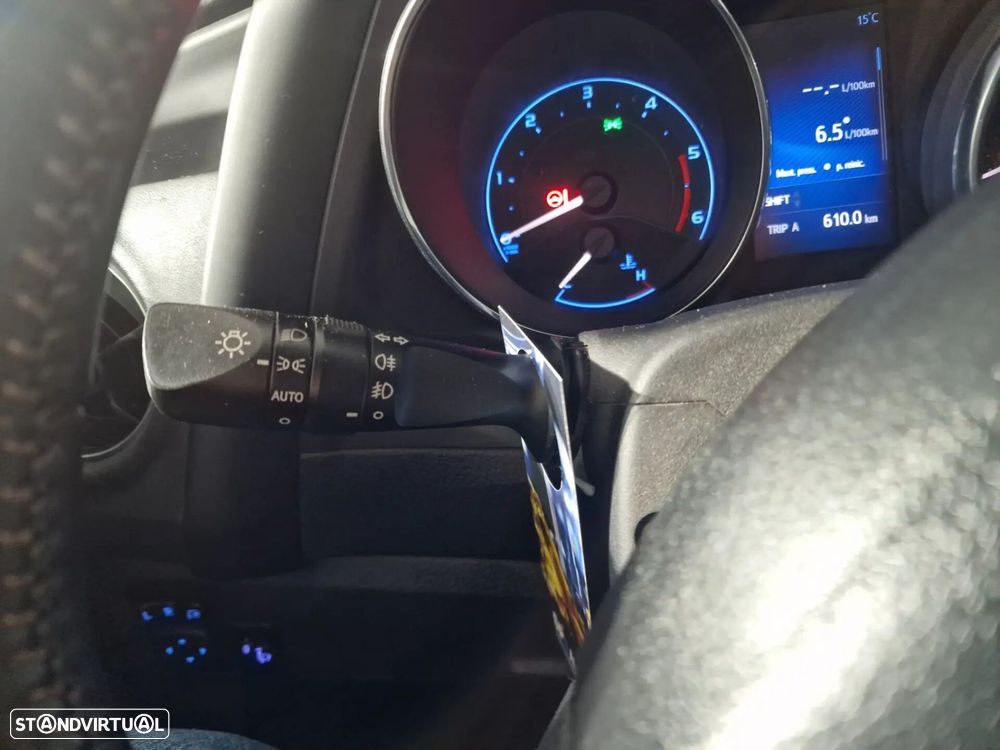 Toyota Auris Touring Sports - 17