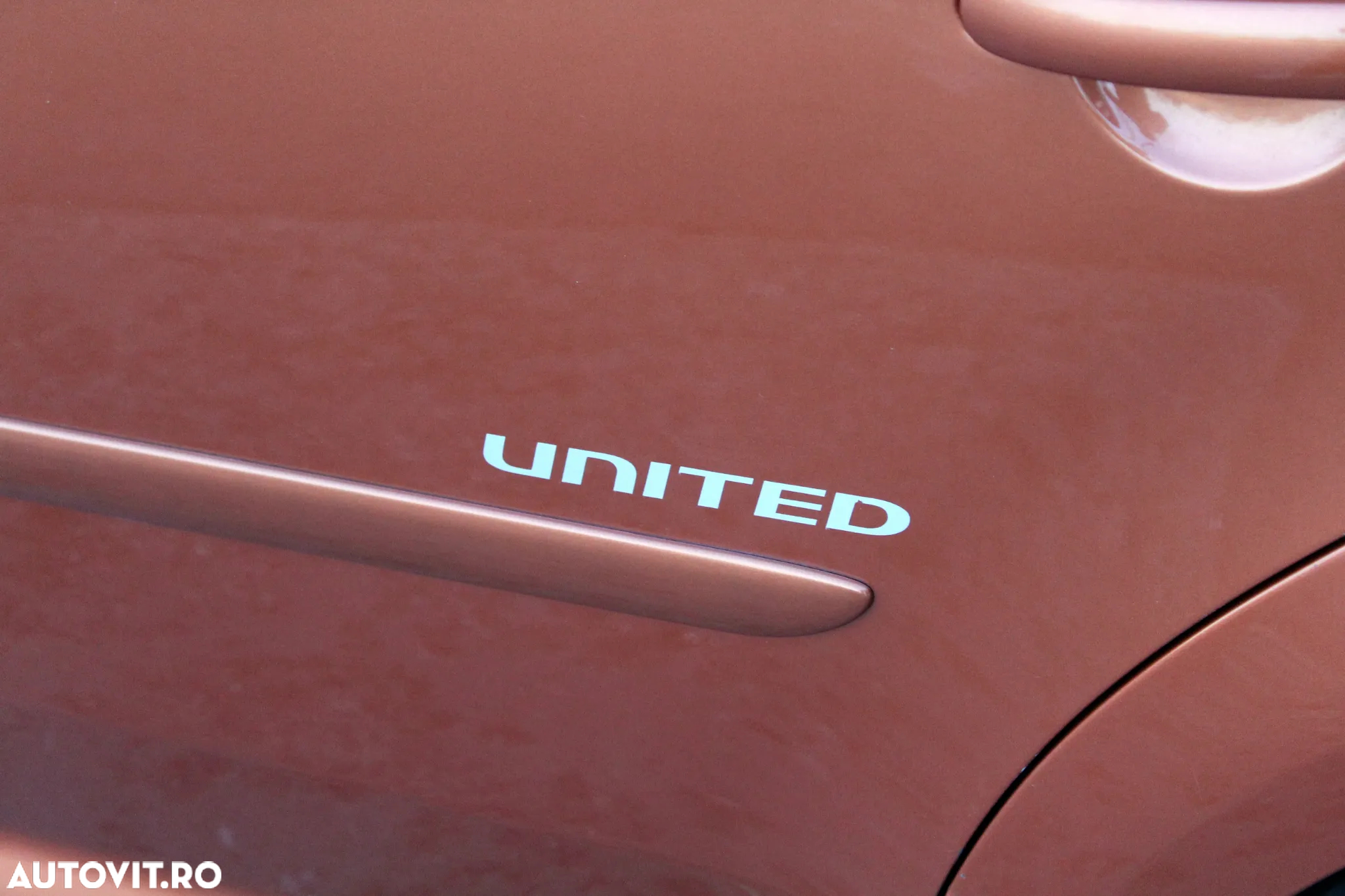 Volkswagen Touran 2.0 TDI DPF DSG United - 22