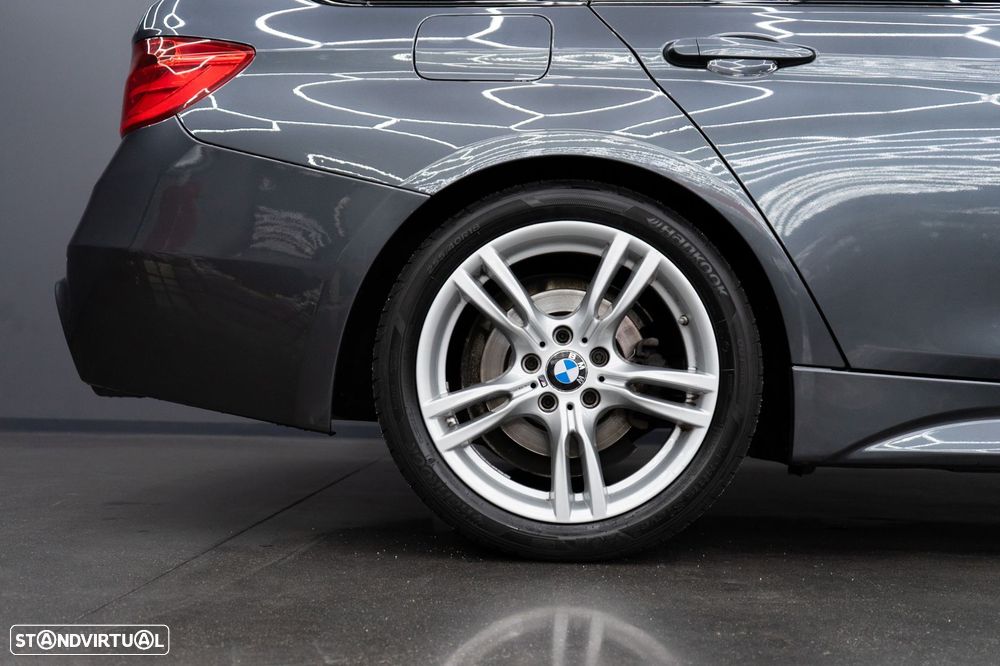 BMW 320 d Touring Auto Pack M - 13