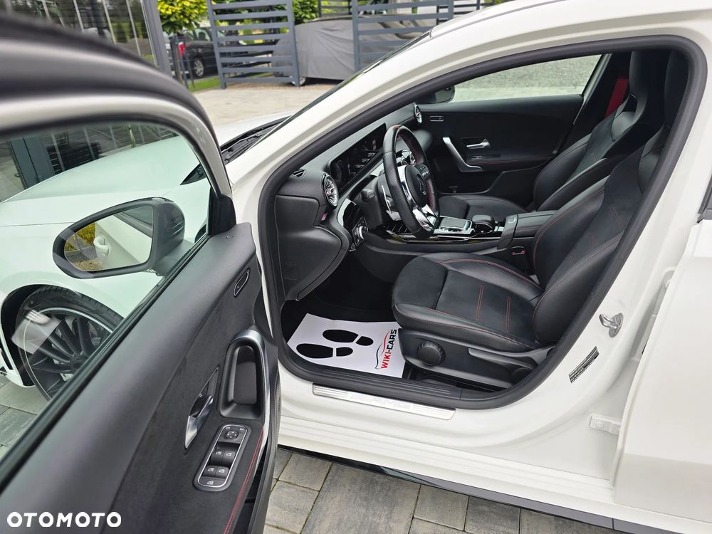 Mercedes-Benz Klasa A AMG 35 4Matic AMG Speedshift DCT 7G Edition 1 - 21
