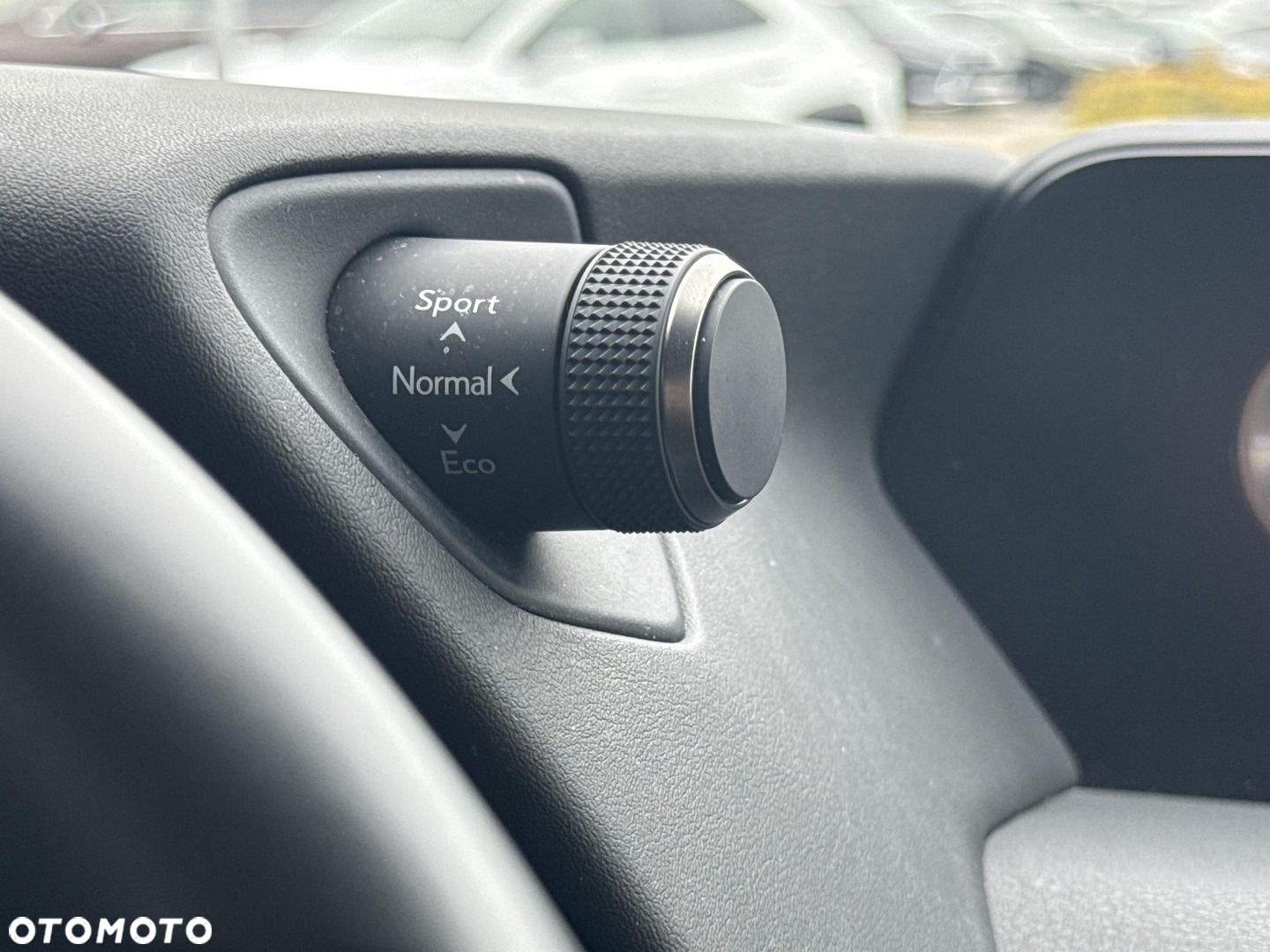 Lexus UX 200 GPF F Impression 2WD - 20