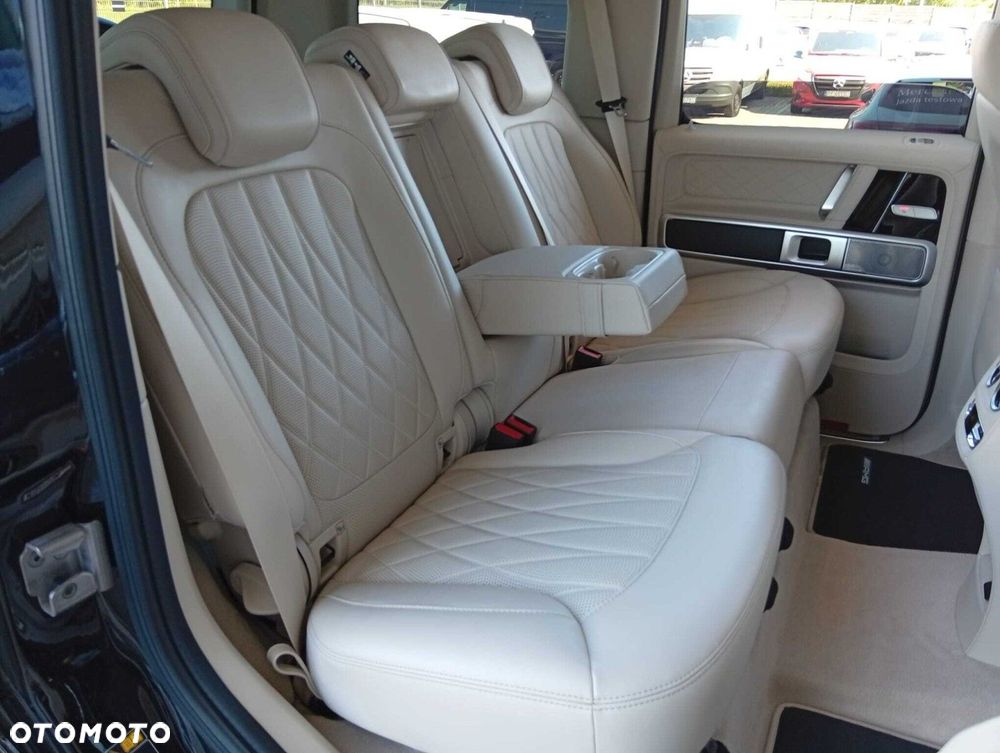 Mercedes-Benz Klasa G 450 d mHEV 9G-Tronic - 34