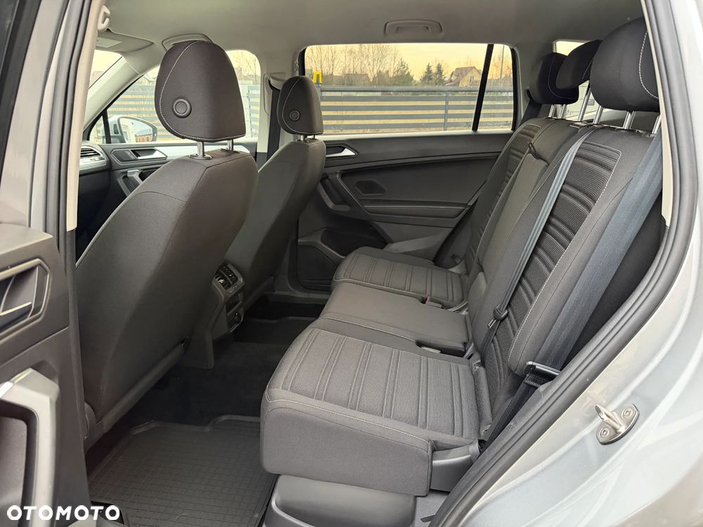 Volkswagen Tiguan Allspace - 16