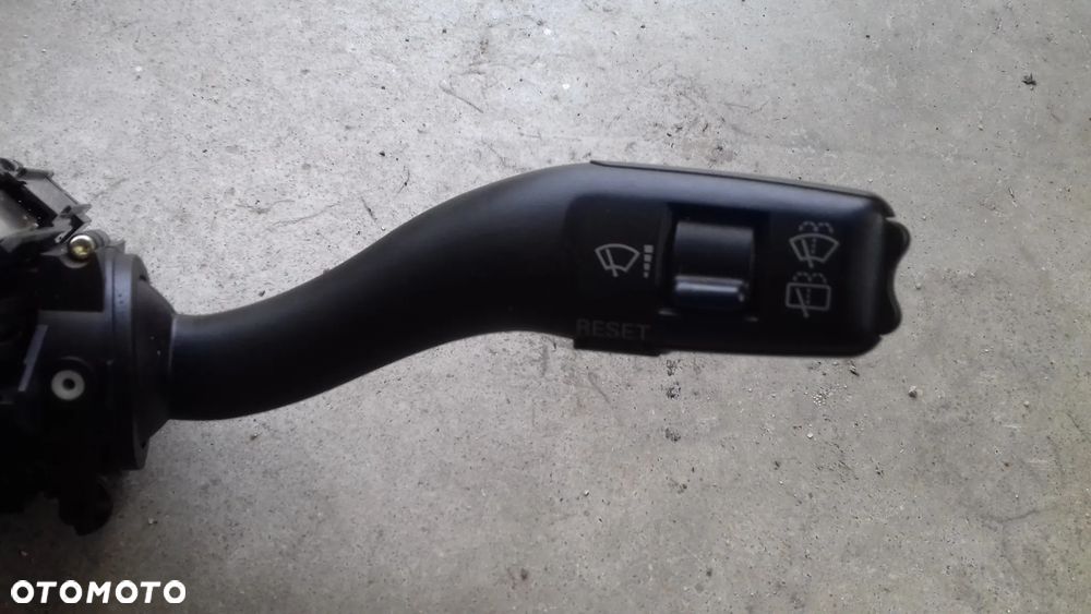 włącznik przełącznik wycieraczek kierunkowskazów A6 C6 kombi - 2