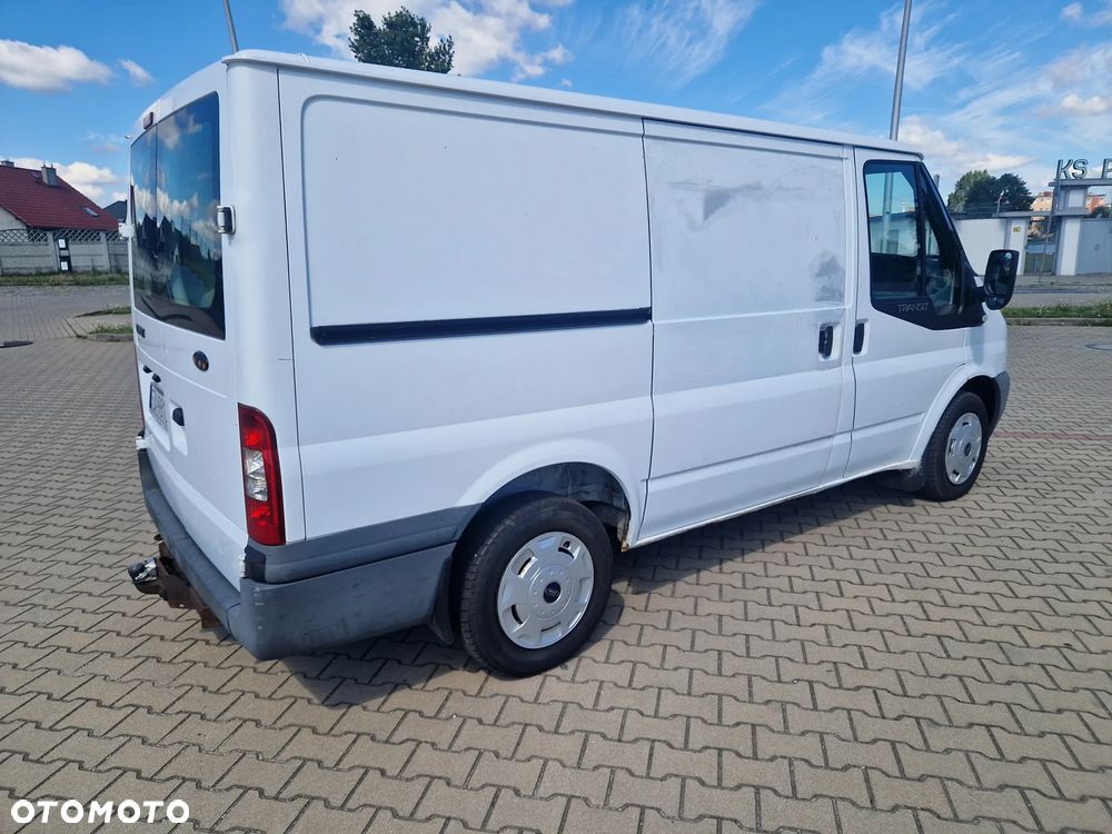 Ford Transit - 6