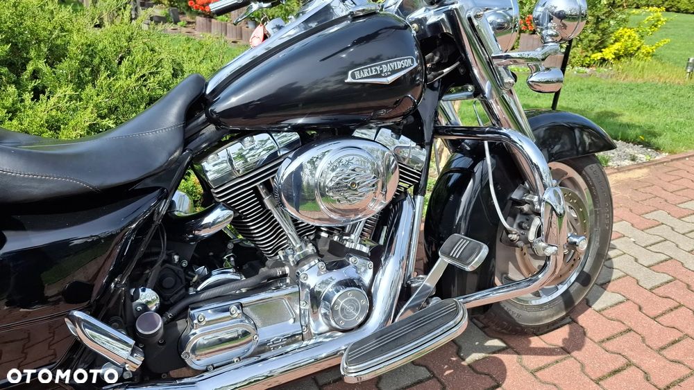 Harley-Davidson Touring Road King - 11