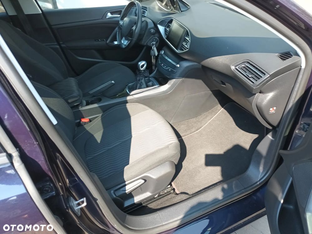Peugeot 308 BlueHDi 120 Stop & Start Style - 6