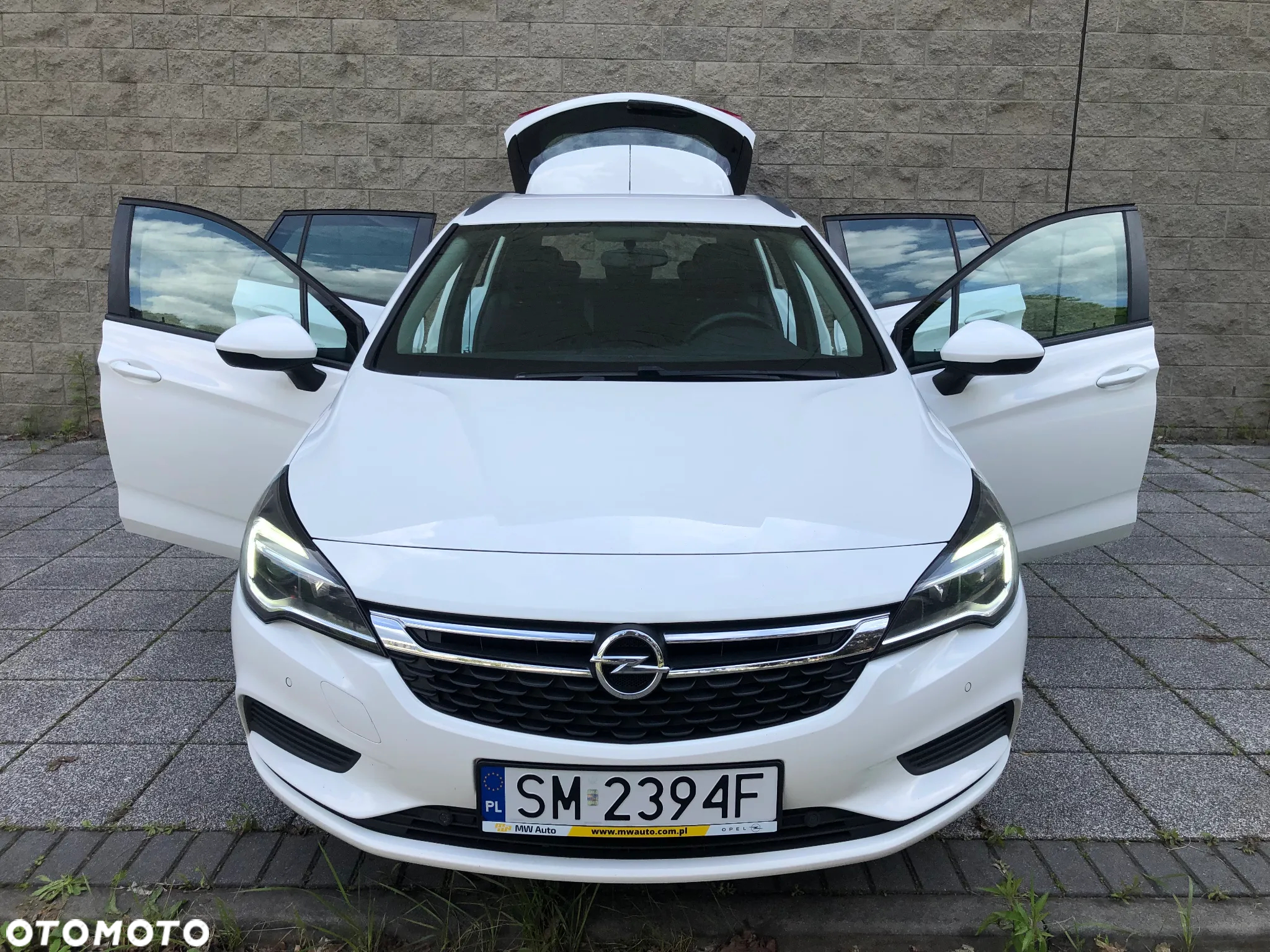 Opel Astra 1.4 Turbo Start/Stop Sports Tourer Edition - 4